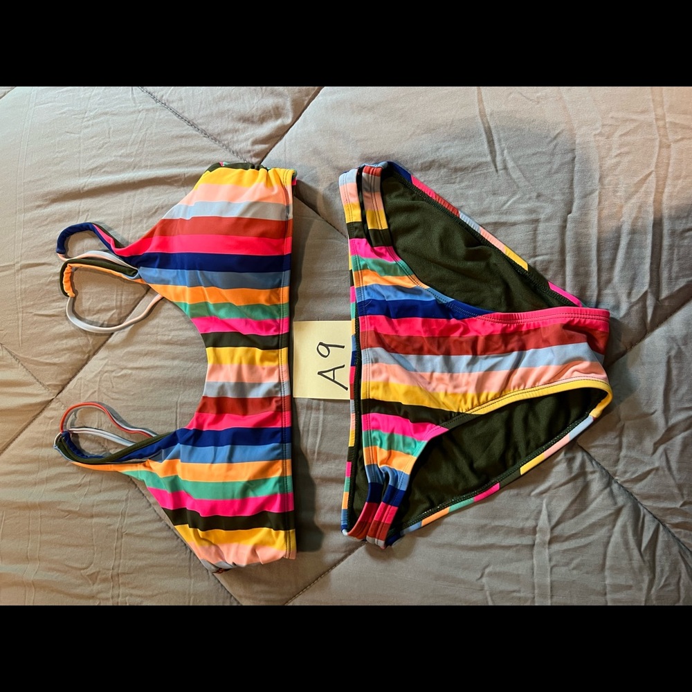 Multi color bikini